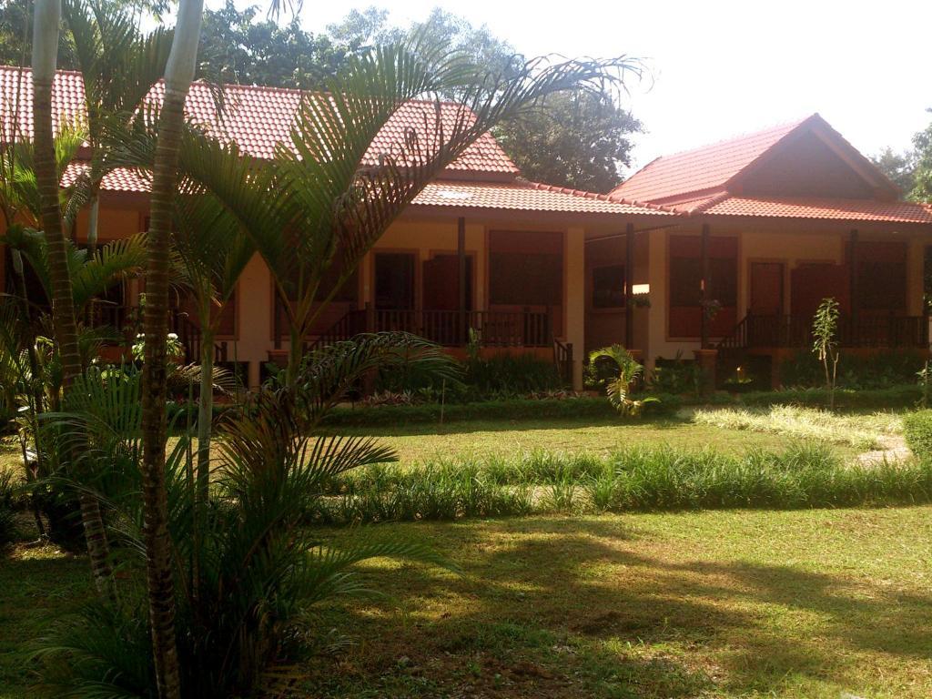 Khunnam Rimtarn Resort Mae Sai Exterior photo