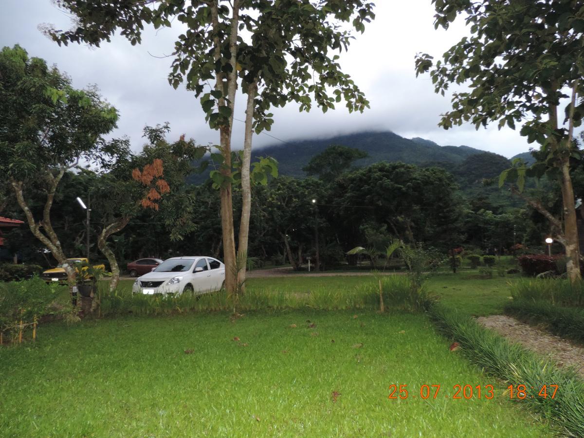 Khunnam Rimtarn Resort Mae Sai Exterior photo