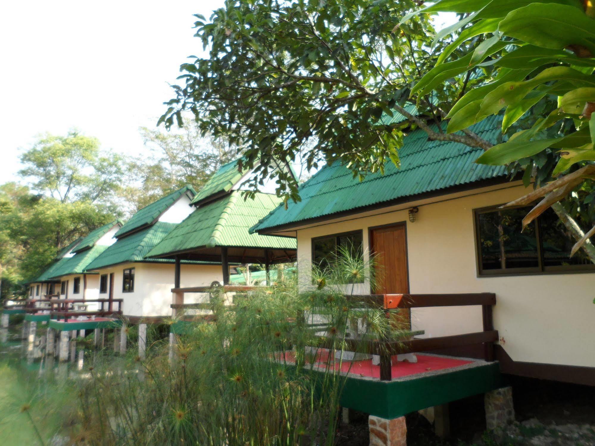 Khunnam Rimtarn Resort Mae Sai Exterior photo